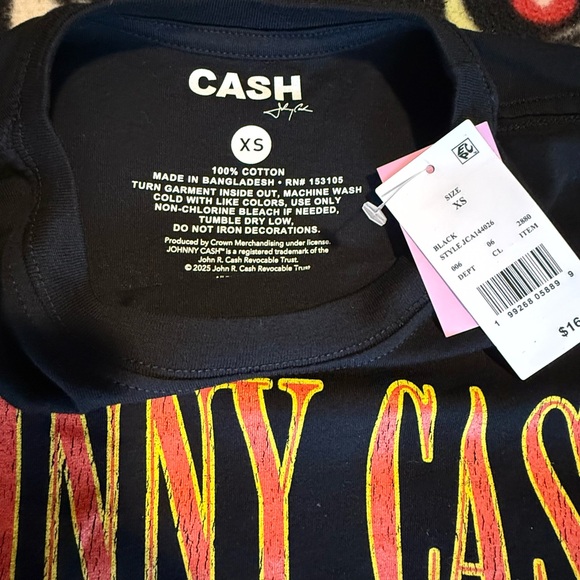 Johnny Cash T-Shirt - Picture 6 of 6
